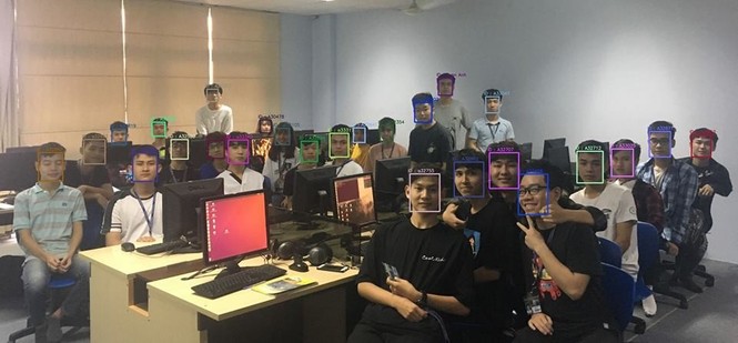 Trường ĐH đầu tiên ở Việt Nam điểm danh bằng nhận diện khuôn mặt: Đố cúp học được! - ảnh 1