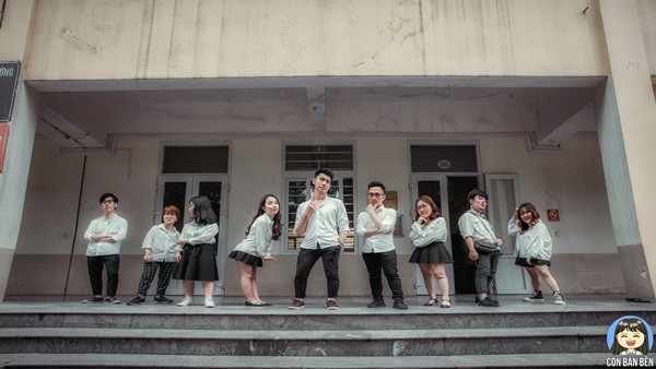 Có bạn thân là để chụp ảnh kỉ yếu “tộc lùn” cùng nhau! - ảnh 3
