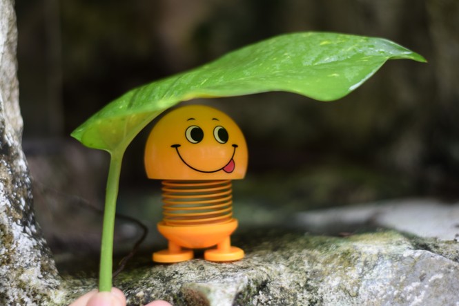 “Emoji lò xo xâm chiếm Trái Đất” đang hot tới độ nào? - ảnh 4