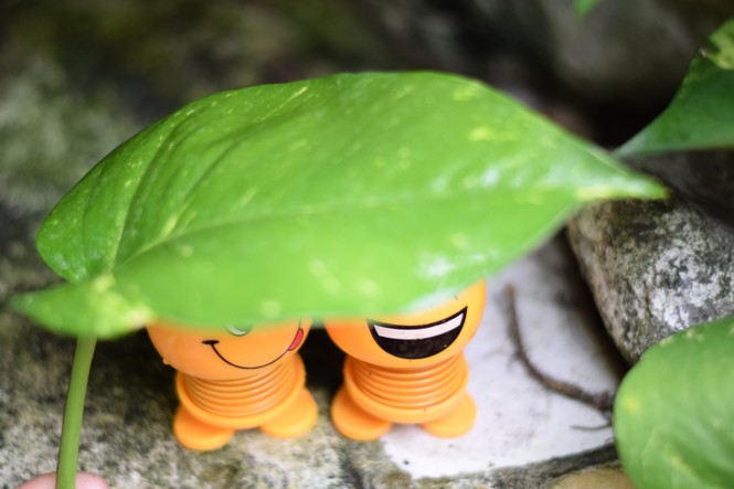 “Emoji lò xo xâm chiếm Trái Đất” đang hot tới độ nào? - ảnh 7