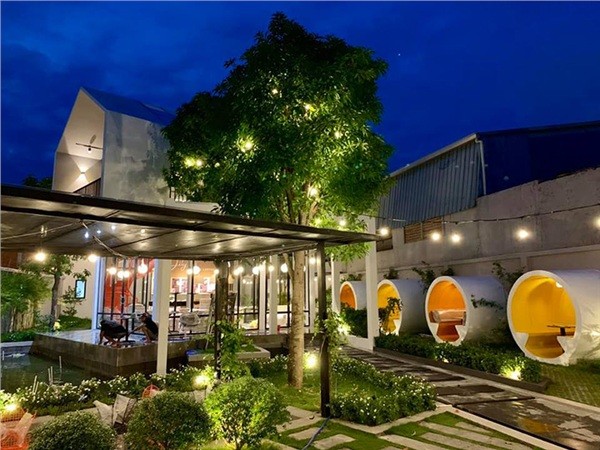 Xuất hiện quán cà phê ống cống ở Sài Gòn thu hút giới trẻ đến check-in - ảnh 2