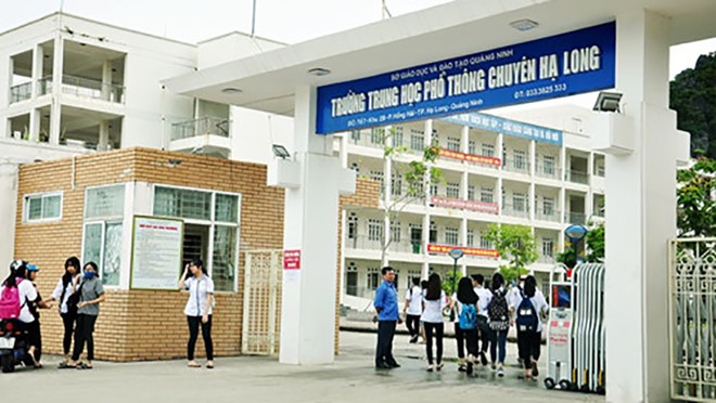 Điều tra nghi án nữ sinh Hạ Long bị rạch mặt trong nhà vệ sinh ở trường - ảnh 1