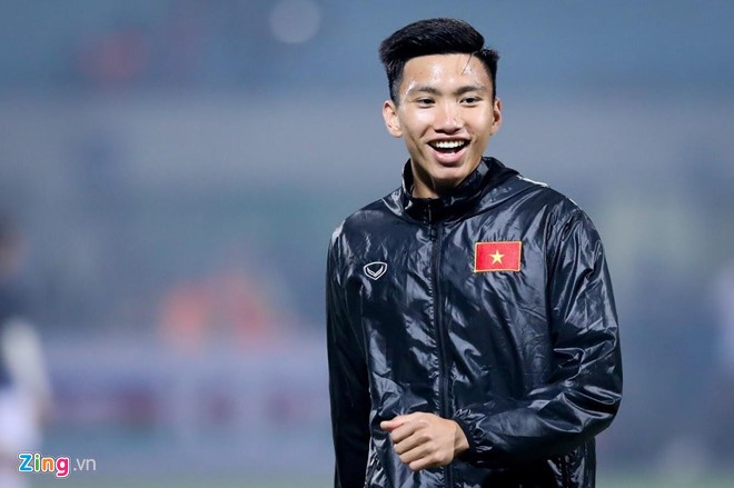 Bầu Hiển: