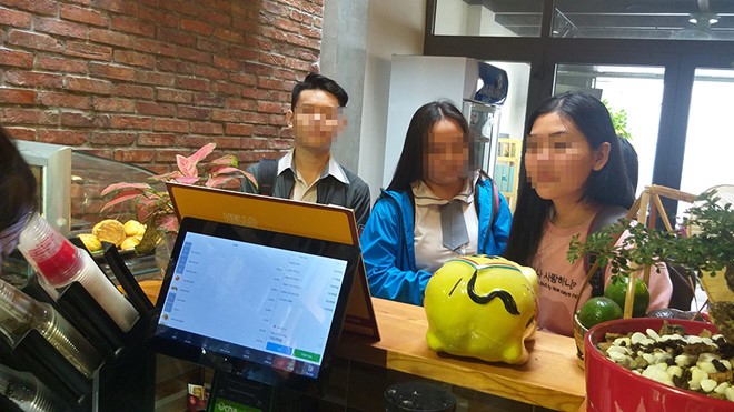 97% học sinh lớp 5 TP.HCM được cha mẹ cho mang tiền đi học - ảnh 2