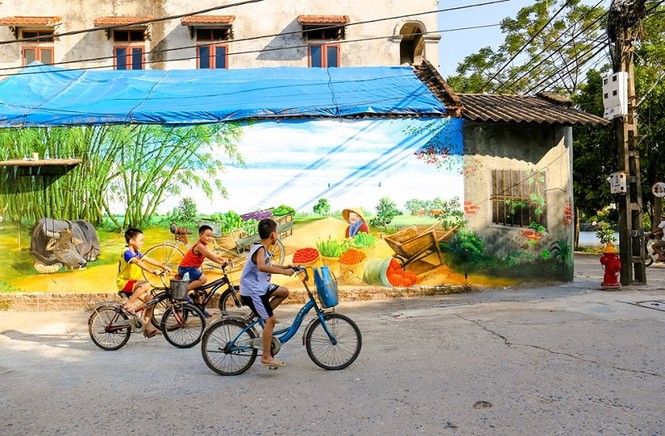 Xuất hiện làng bích họa đầu tiên ở Hà Nội