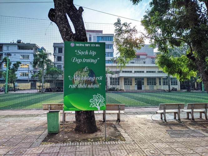 Teen THPT Yên Hòa chung tay xây dựng thế giới xanh trong khuôn viên trường học - ảnh 4