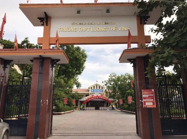 Quảng Bình: Phụ huynh “tố” trường “ưu ái” cho một số học sinh trong việc phân lớp (?!) - ảnh 1