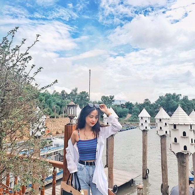Tiết lộ góc check-in