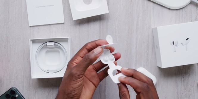 Cận cảnh tai nghe AirPods Pro: Thiết kế