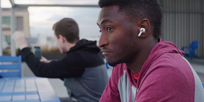 Cận cảnh tai nghe AirPods Pro: Thiết kế