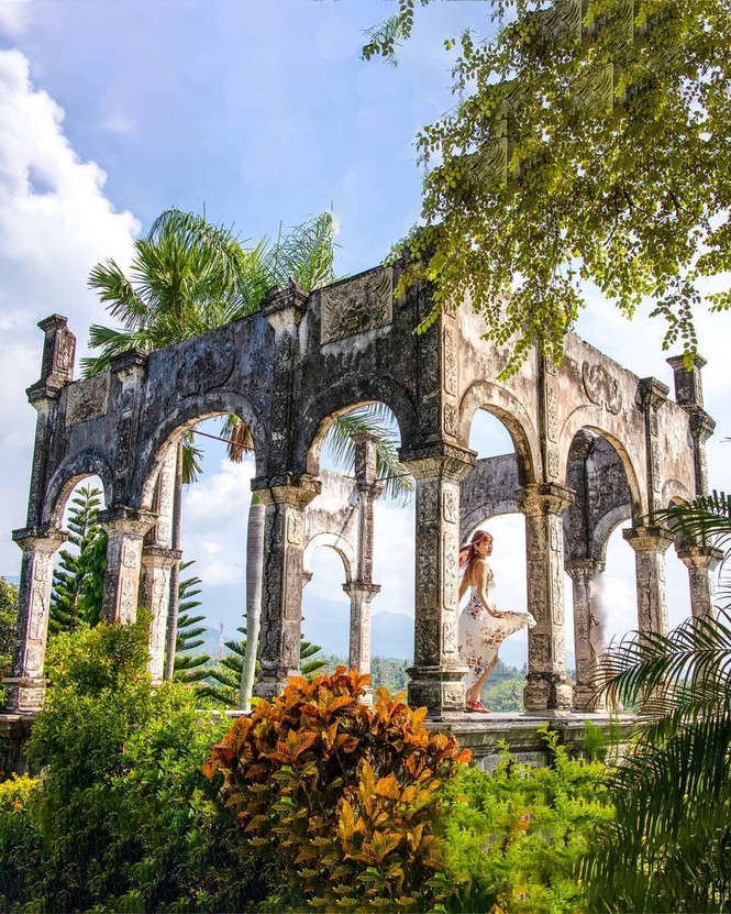 Cung điện cổ kính tại Bali thu hút các tín đồ du lịch nhờ nhiều góc