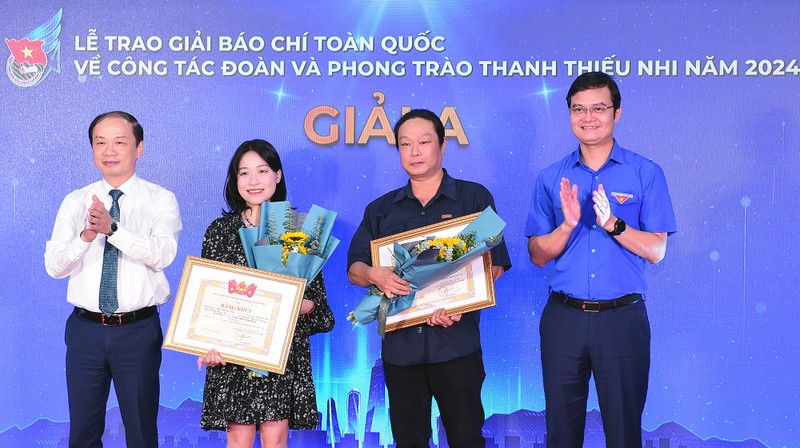 Trao giải báo chí Trung ương Đoàn năm 2024 ảnh 6