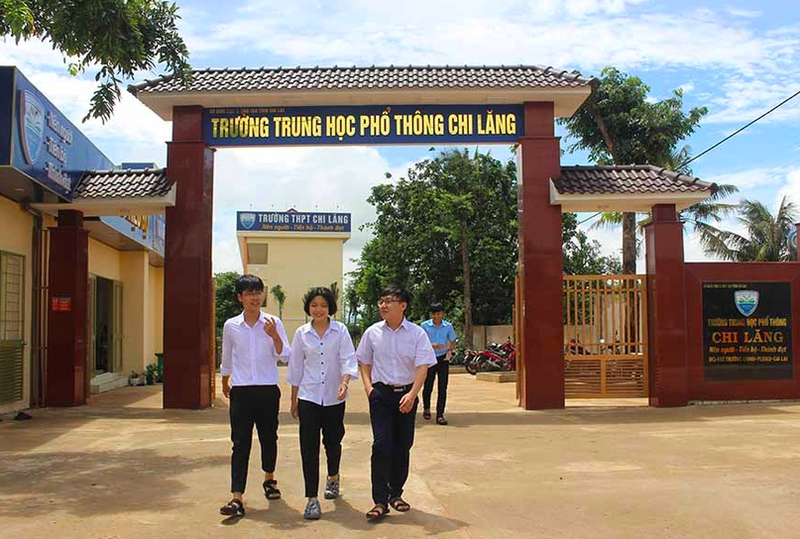 19 học sinh ôn thi tốt nghiệp nôn ói, sốt sau khi ăn cơm ở trường ảnh 1