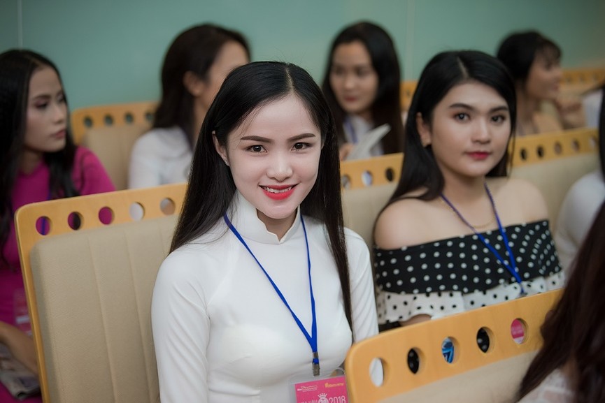 Nữ sinh Sài thành rạng rỡ tại Sơ khảo phía Nam Hoa hậu Việt Nam 2018 - ảnh 14