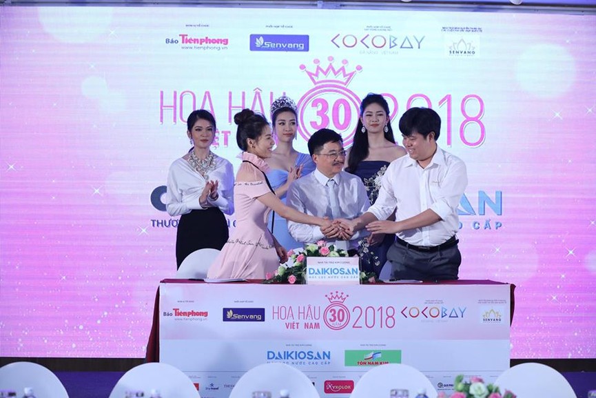 Toàn cảnh họp báo Chung khảo phía Nam Hoa hậu Việt Nam 2018 - ảnh 10