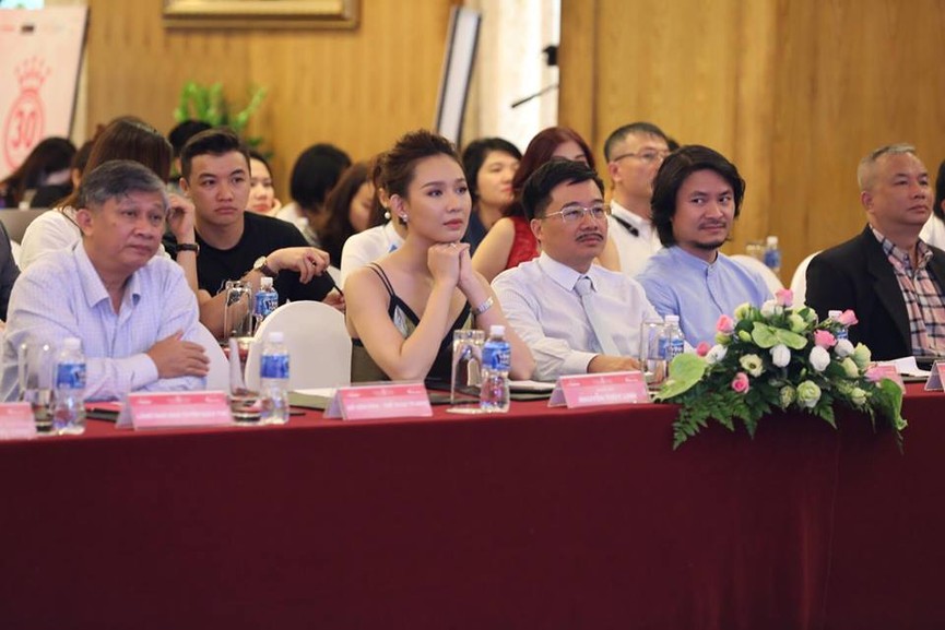Toàn cảnh họp báo Chung khảo phía Nam Hoa hậu Việt Nam 2018 - ảnh 6