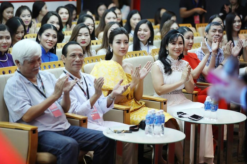 Hé lộ hậu trường sơ khảo phía Nam Hoa hậu Việt Nam 2018 - ảnh 3