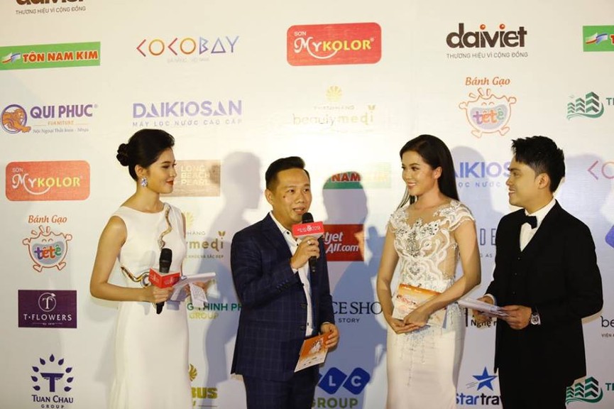 Dàn sao Việt đổ bộ thảm đỏ Chung khảo phía Bắc Hoa hậu Việt Nam 2018 - ảnh 10