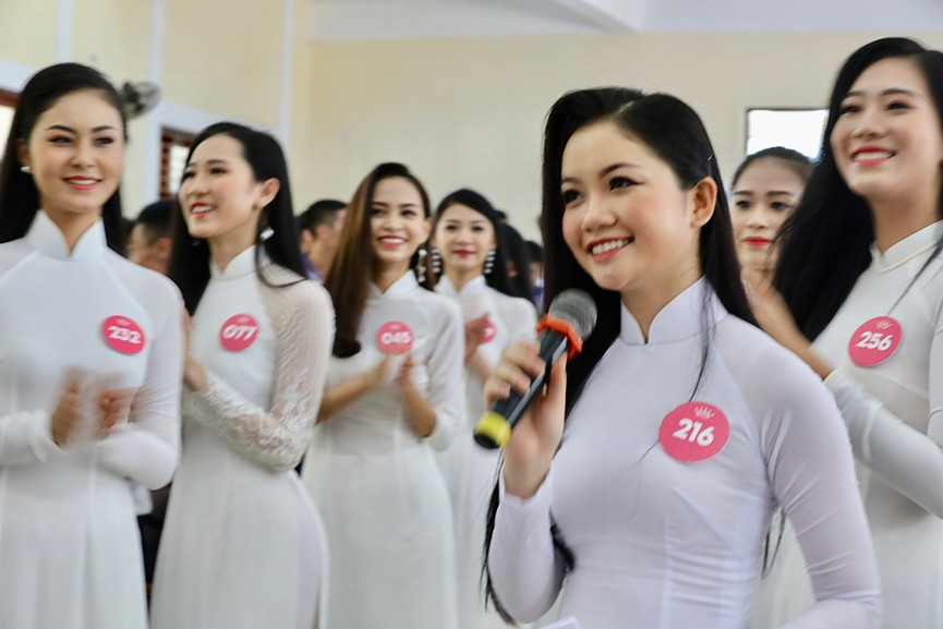 Thí sinh HHVN giao lưu cùng Lữ đoàn 170 Hải quân - ảnh 3