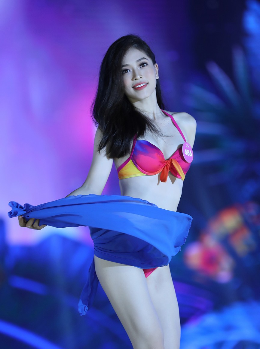 Thí sinh HHVN 'đốt cháy' sân khấu với bikini nóng bỏng - ảnh 5