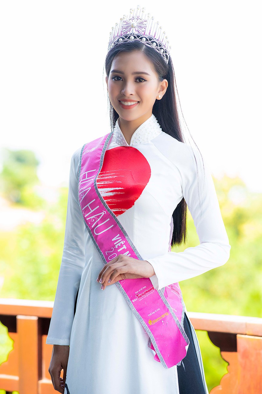 Top 3 HHVN 2018 đọ sắc với áo dài hoạ tiết Nhật Bản - ảnh 4