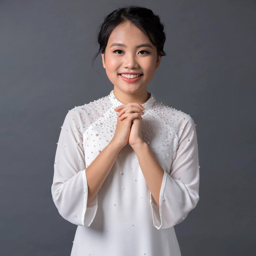 Phương Mỹ Chi khác lạ không nhận ra ở tuổi 15 - ảnh 9