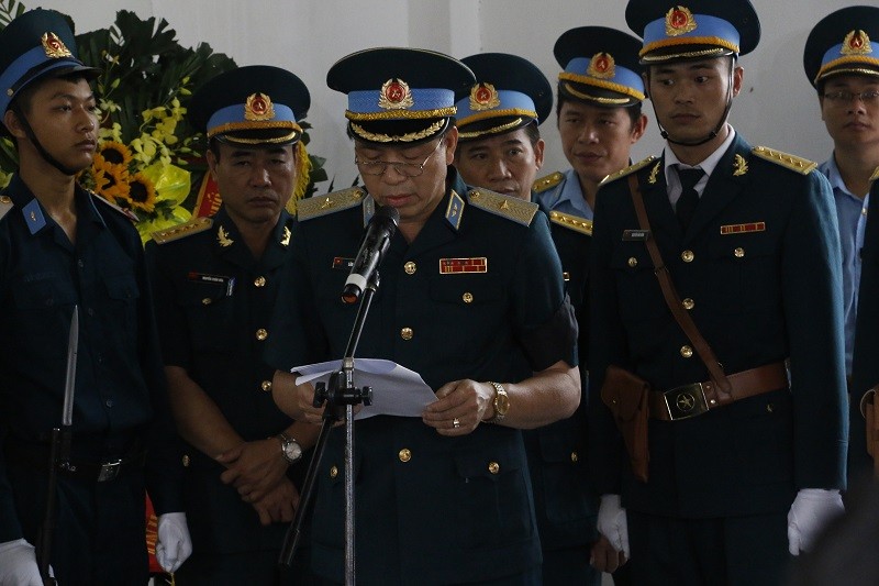 Lễ truy điệu hai phi công Su-22 về đất mẹ - ảnh 9