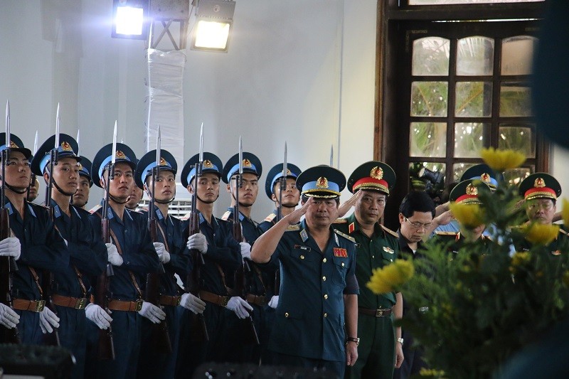 Lễ truy điệu hai phi công Su-22 về đất mẹ - ảnh 3