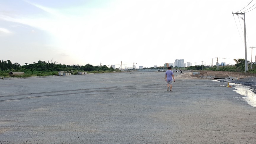Cận cảnh khu đất dự kiến xây quảng trường Thủ Thiêm 2.000 tỷ - ảnh 12