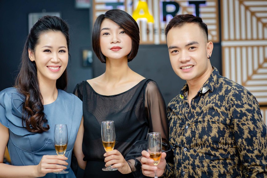 Á hậu Huyền My phủ nhận tin đồn sẽ kết hôn vào cuối năm - ảnh 11