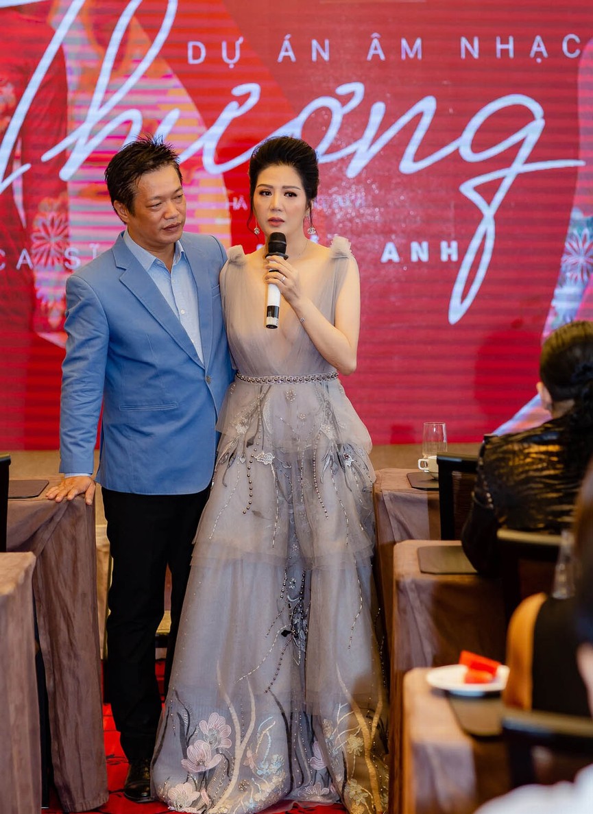 NSND Hoàng Dũng, Thanh Hoa hội ngộ mừng MV mới của Đinh Hiền Anh - ảnh 11