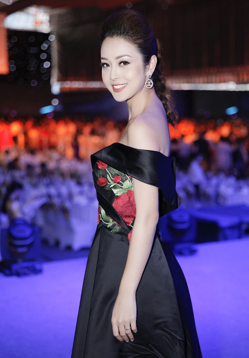 Jennifer Phạm - ảnh 1