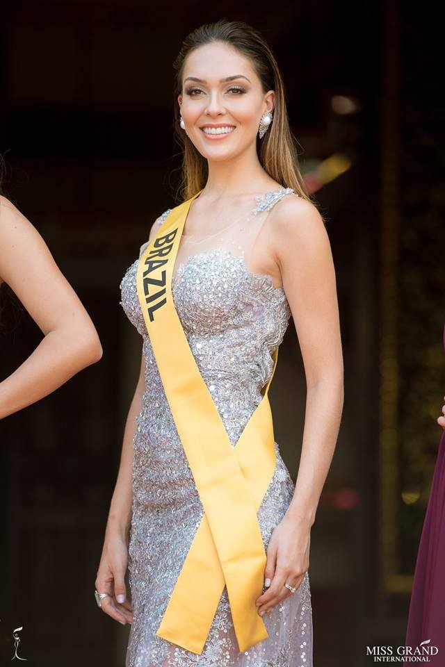 Phương Nga và dàn thí sinh Miss Grand đọ sắc lộng lẫy với đầm dạ hội - ảnh 9