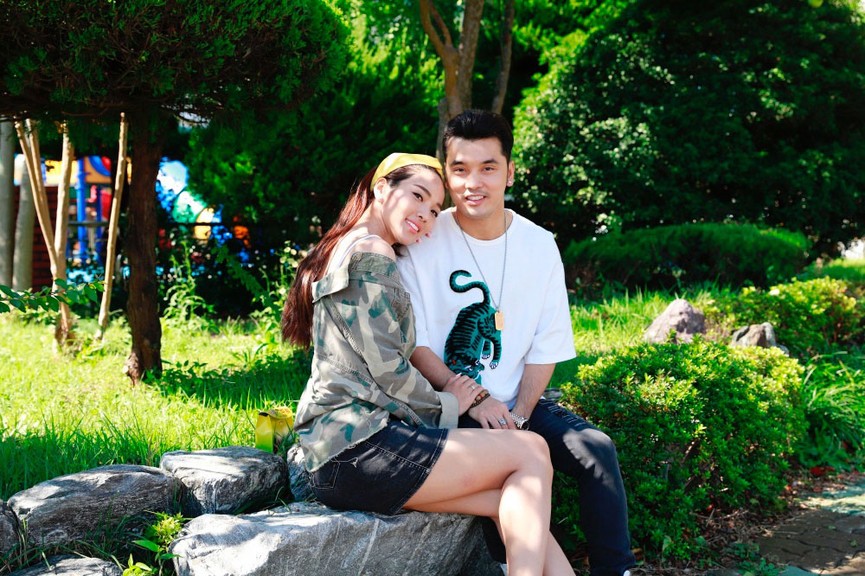 Ưng Hoàng Phúc liên tục 'khoá môi' Kim Cương ở Hàn Quốc - ảnh 2
