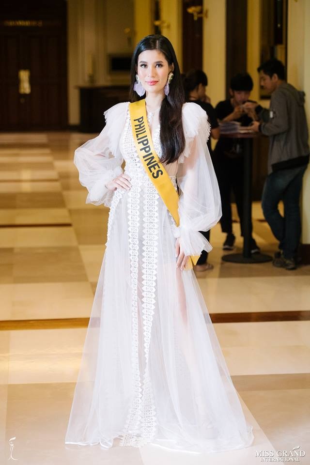 Phương Nga đầm lông vũ lộng lẫy dự phần thi phỏng vấn ở Miss Grand - ảnh 7