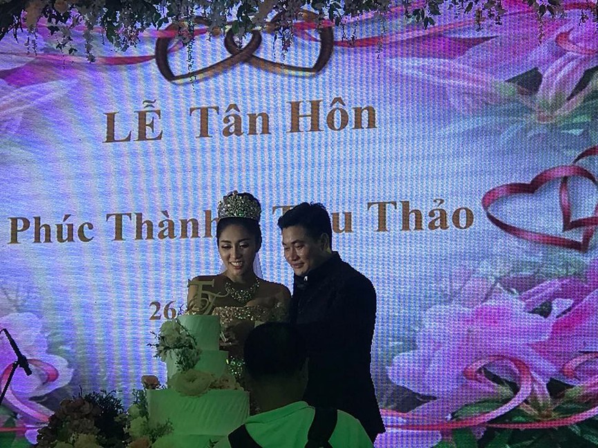 Hoa hậu đại dương Thu Thảo 'theo chồng về dinh' sau khi bão số 9 tan - ảnh 10
