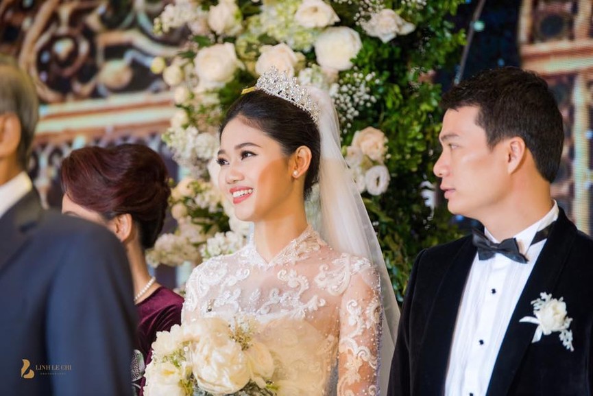 Toàn cảnh đám cưới lộng lẫy như 'cổ tích' của Á hậu Thanh Tú - ảnh 13