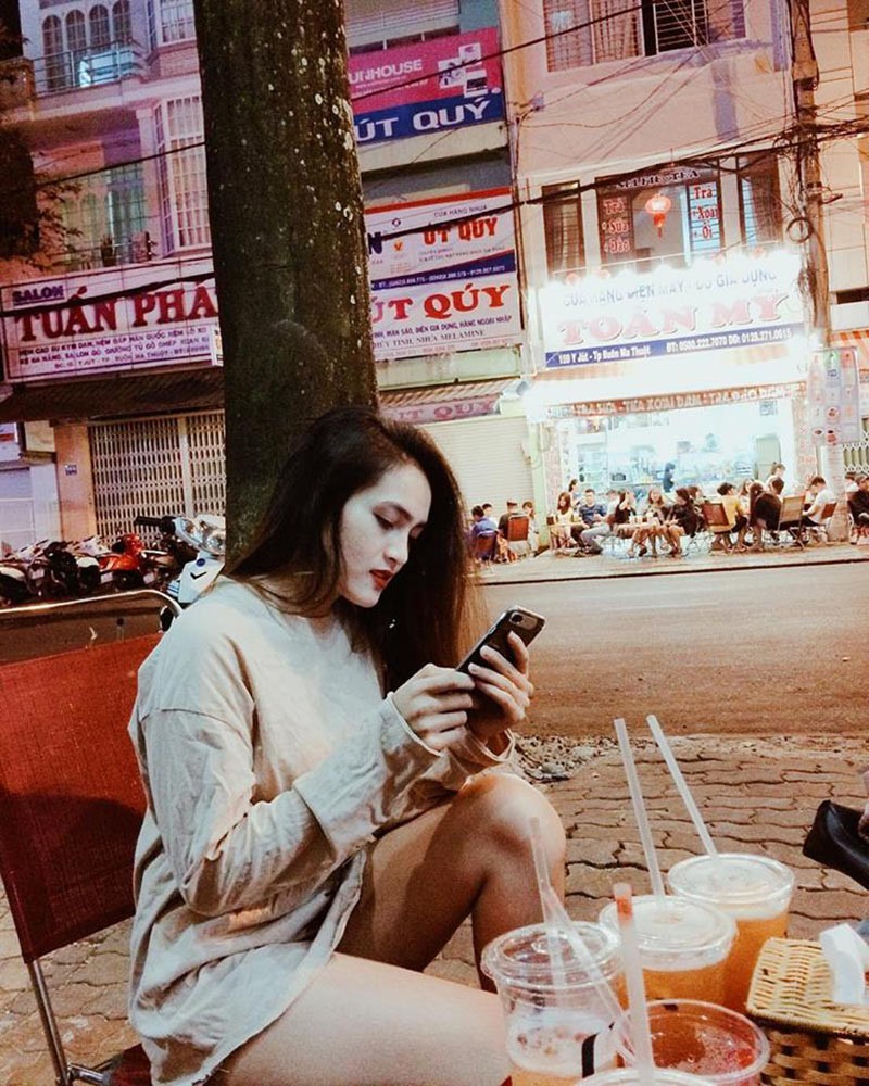 Rii Byaa - thiếu nữ Ê Đê có tên lạ, gương mặt giống lai Tây - ảnh 8