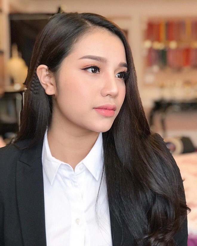 Bạn gái cầu thủ dự AFF Cup: Từ xinh đẹp, dịu dàng đến gợi cảm, cá tính - ảnh 5