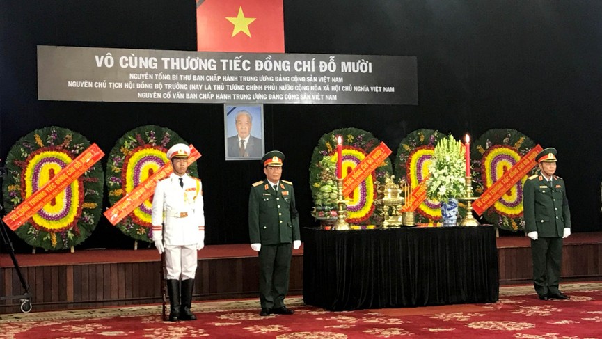 Trang nghiêm lễ viếng nguyên Tổng Bí thư Đỗ Mười tại TPHCM - ảnh 5