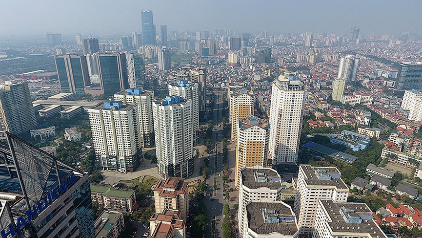 Bay trên 'rừng' cao ốc Hà Nội những ngày nắng nóng đỉnh điểm - ảnh 4