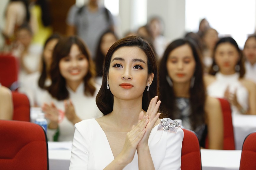 Thí sinh rạng rỡ dự khai mạc Sơ khảo phía Bắc Hoa hậu Việt Nam 2018 - ảnh 8