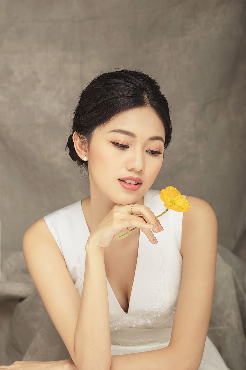 Á hậu Thanh Tú 'tái xuất' sau chuyến trăng mật Châu Âu - ảnh 8