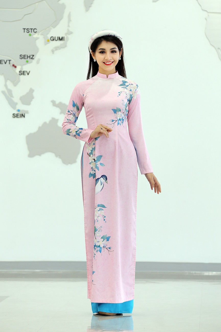Á hậu Phương Nga, người đẹp Lê Thanh Tú 'đọ sắc' với áo dài khăn đóng - ảnh 5