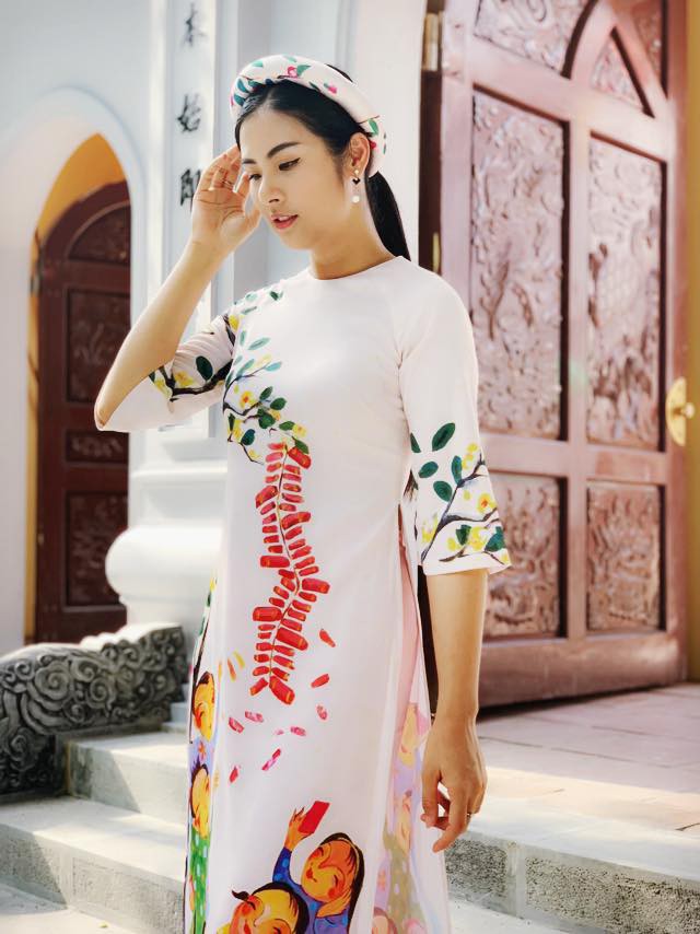 Á hậu Huyền My cùng em trai mặc đồ đôi xuất ngoại đầu năm - ảnh 14