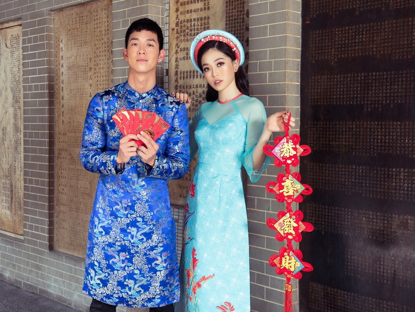 Á hậu Huyền My cùng em trai mặc đồ đôi xuất ngoại đầu năm - ảnh 7