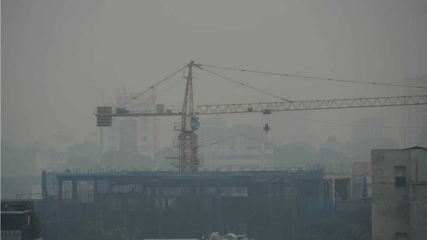 TPHCM chìm trong sương mù, mờ ảo như trời Đà Lạt - ảnh 10