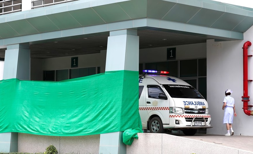 Rời hang Tham Luang, đội bóng nhí được chăm sóc ra sao? - ảnh 10