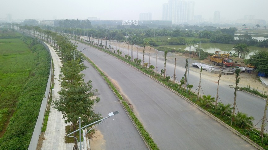 Toàn cảnh con đường 1.500 tỉ dang dở, dân muốn đi qua phải xin phép - ảnh 10