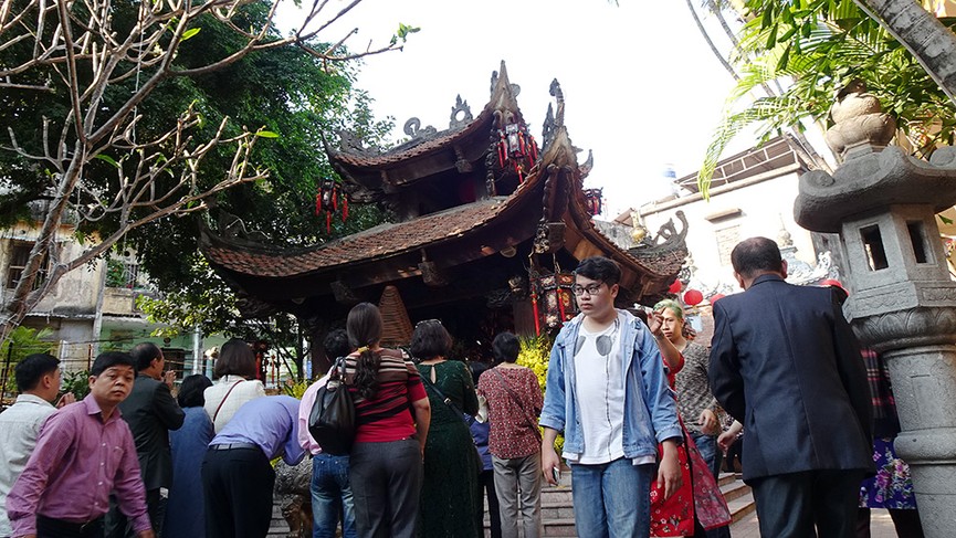 Tổ đình Phúc Khánh nườm nượp người đi lễ ngày đầu năm mới - ảnh 4